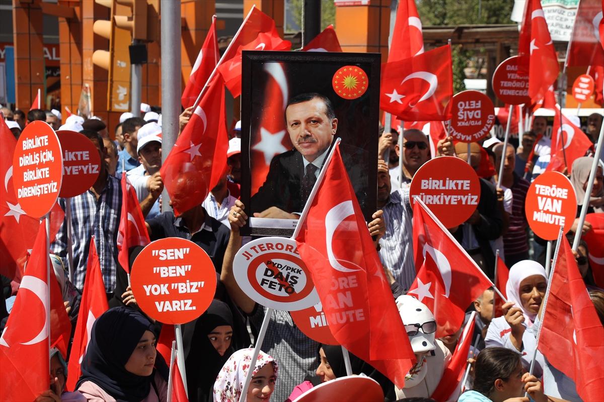 Van teröre karşı tek yürek oldu