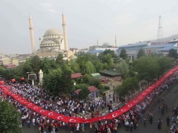 Bingöl teröre karşı yürüdü