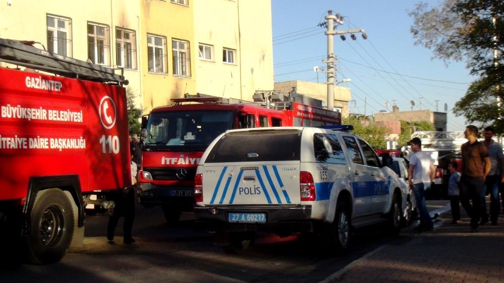 Gaziantep'te okula molotofkokteylli saldırı