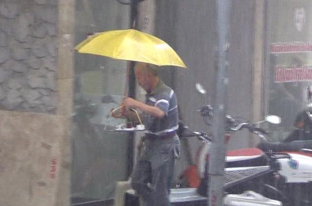 Balıkesir'de sağanak yağış