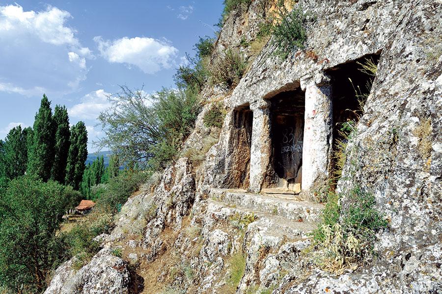 Batı Toroslarda bir cevher: Gölhisar