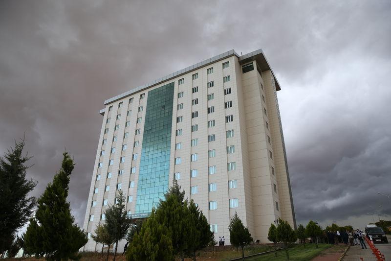 Üniversite yurdunda FETÖ'nün gizli odaları çıktı