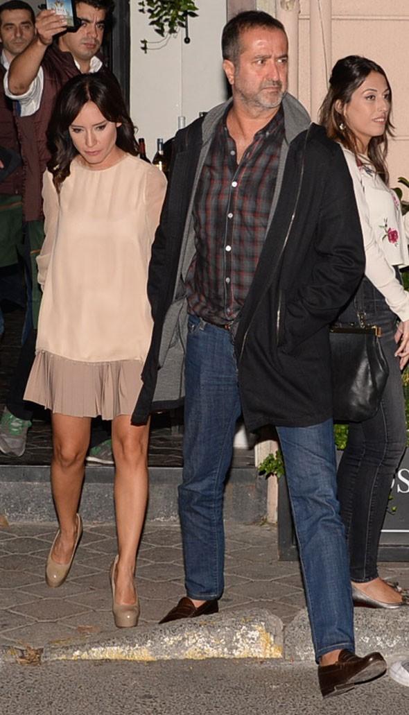 Nazlı Çelik eski eşi Serdar Bilgili'yle el ele