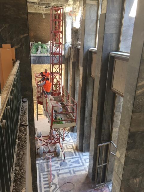 Bombalanan Meclis yeni yasama yılına hazırlanıyor