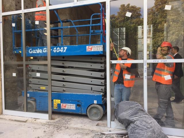 Bombalanan Meclis yeni yasama yılına hazırlanıyor