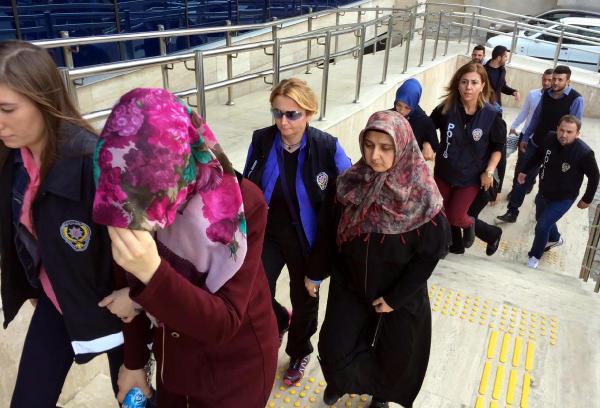 Zonguldak'ta FETÖ'den 8 öğretmen, 7 abla adliyede
