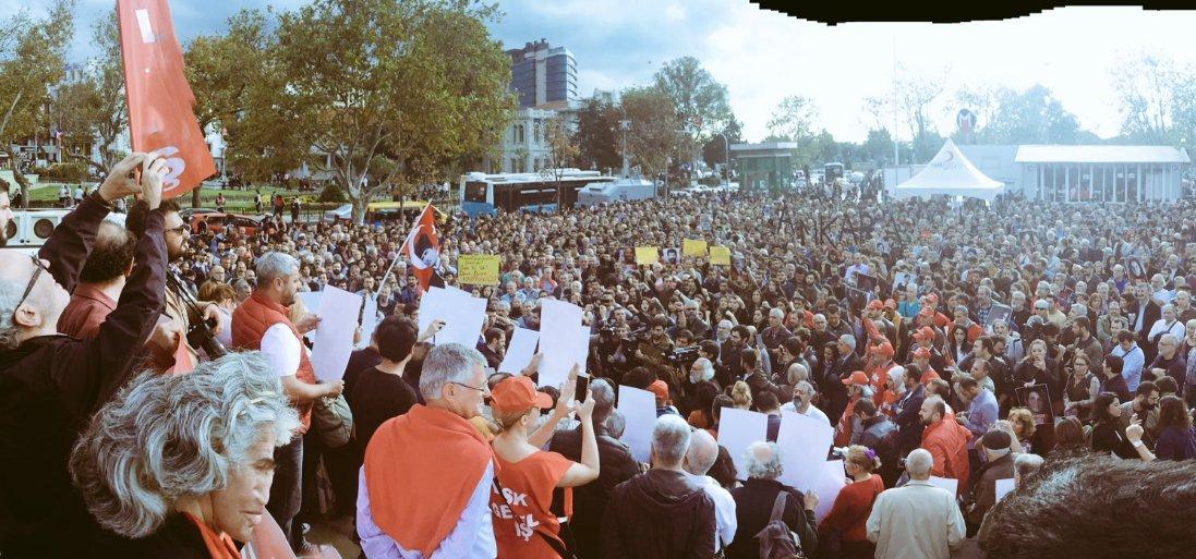 CHP'li gençlerden PKK medyasına destek