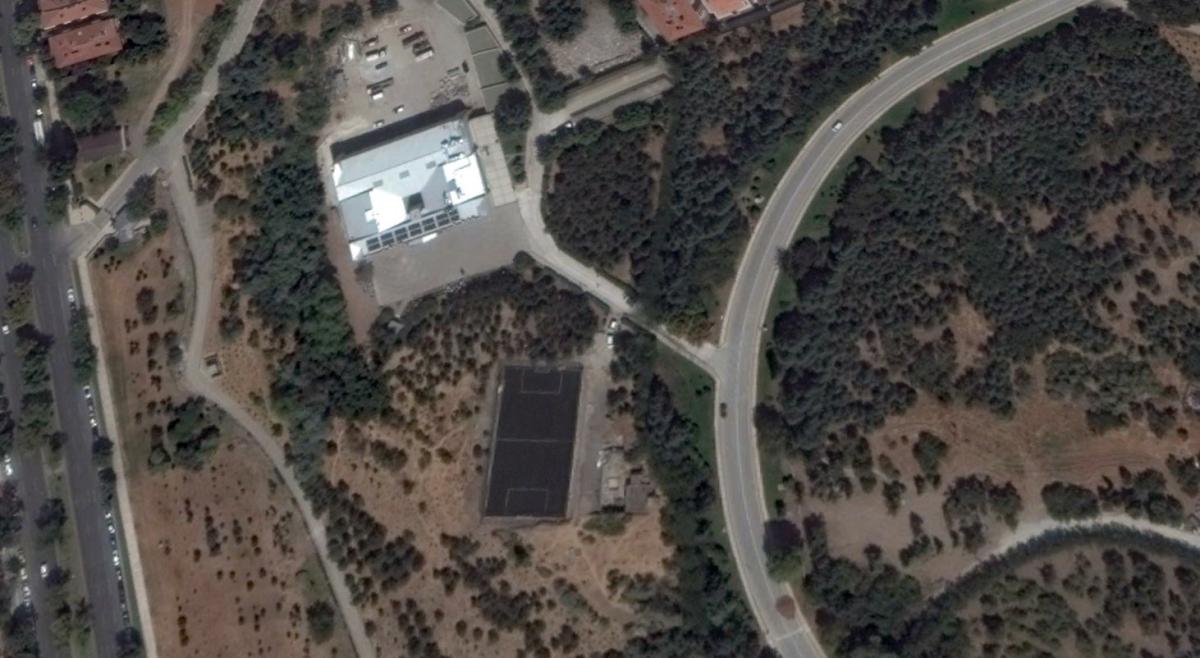 CHP Anıtkabir'deki halı saha için harekete geçti