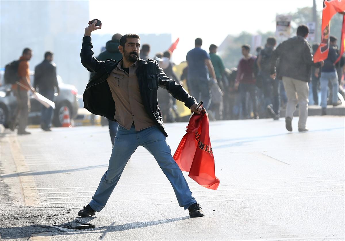 Ankara Garı anmasında gerginlik