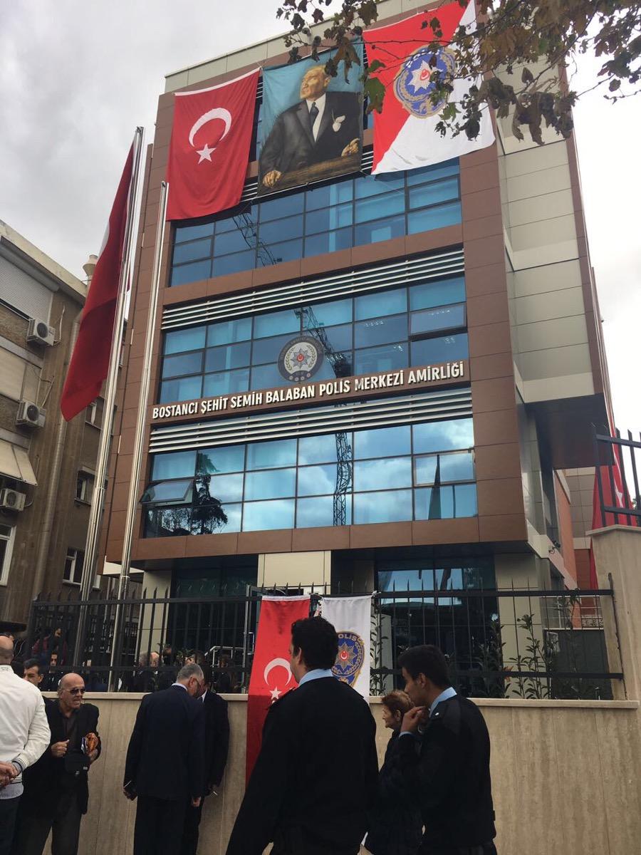 Semih Balaban'ın adını taşıyan amirliği, şehidin eşi açtı