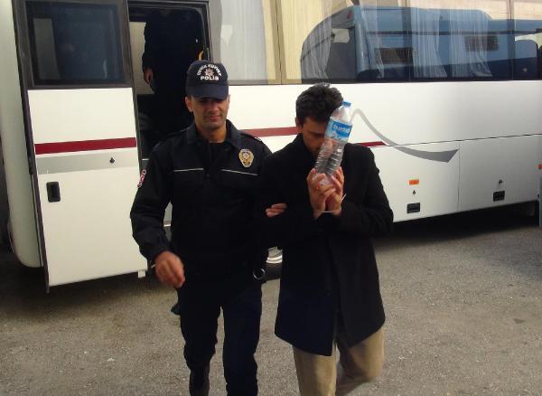 Sakarya'da FETÖ operasyonu: 21 gözaltı