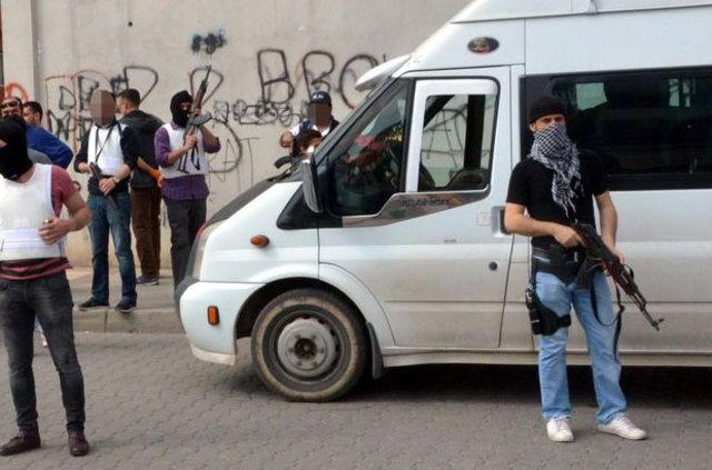 Adana'da duvar yazısıyla torbacı arıyorlar