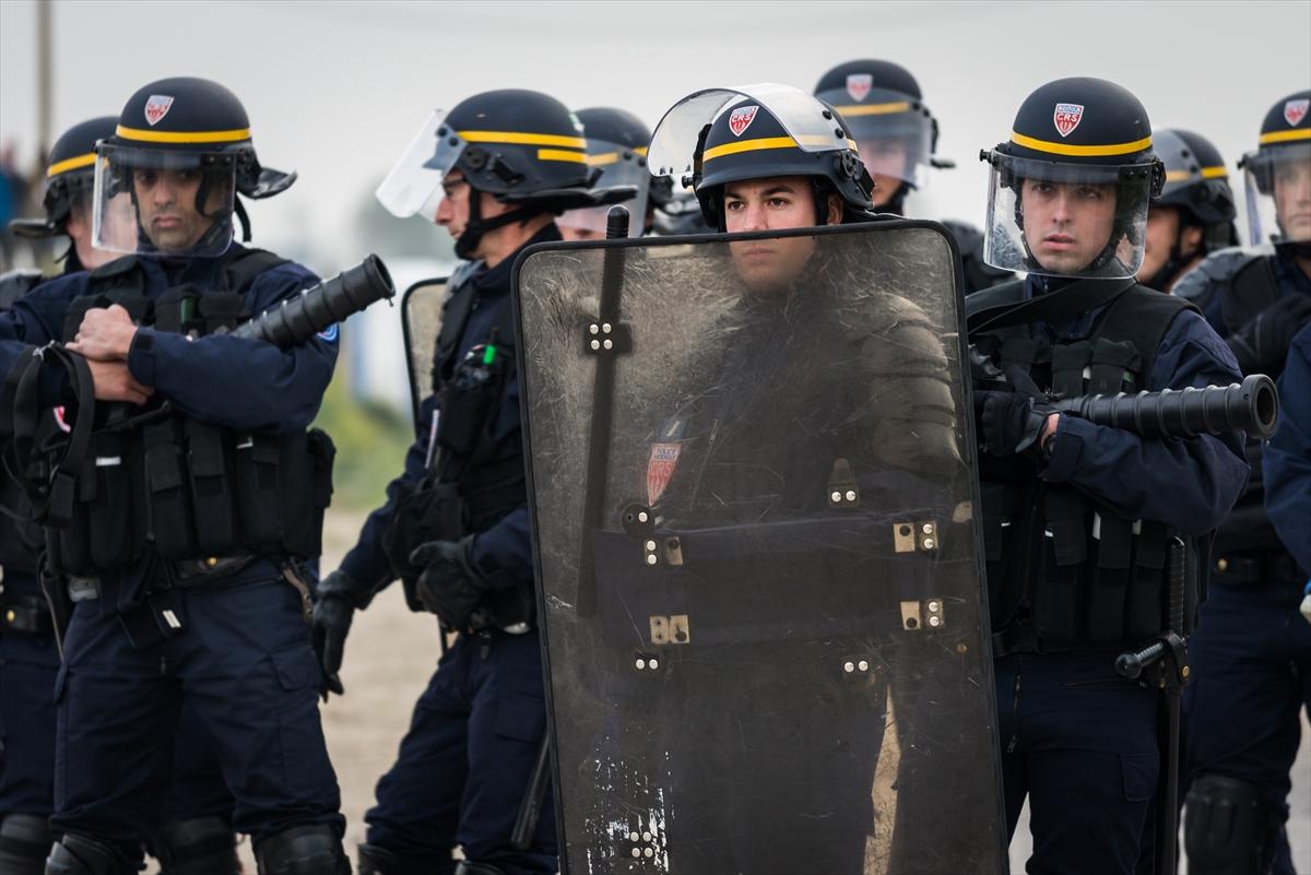 Vahşi Orman kampı tahliye ediliyor
