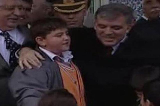 7 yıl önce Abdullah Gül'e sarılan çocuk PKK'ya katıldı