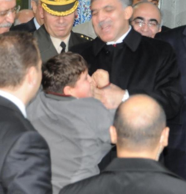 7 yıl önce Abdullah Gül'e sarılan çocuk PKK'ya katıldı