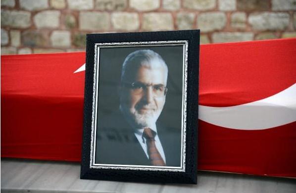 Korkut Özal son yolculuğuna uğurlandı