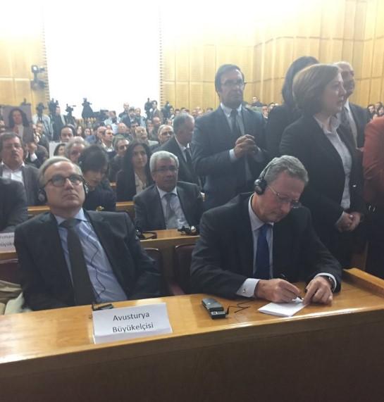 HDP Meclis'e AB büyükelçilerini çağırdı