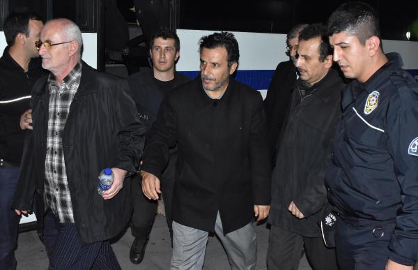 FETÖ operasyonunda 28 öğretmen tutuklandı