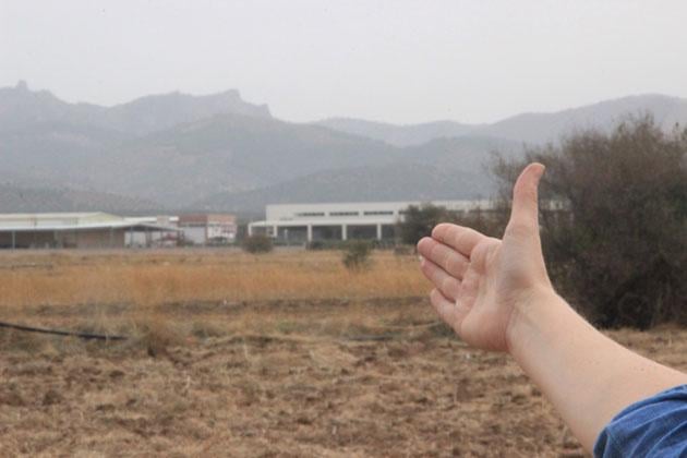 Balıkesir'de göğe bakan Atatürk silueti