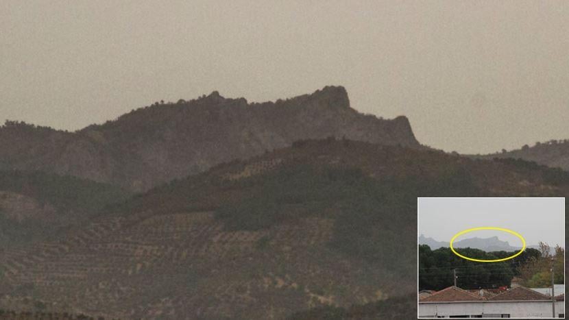 Balıkesir'de göğe bakan Atatürk silueti