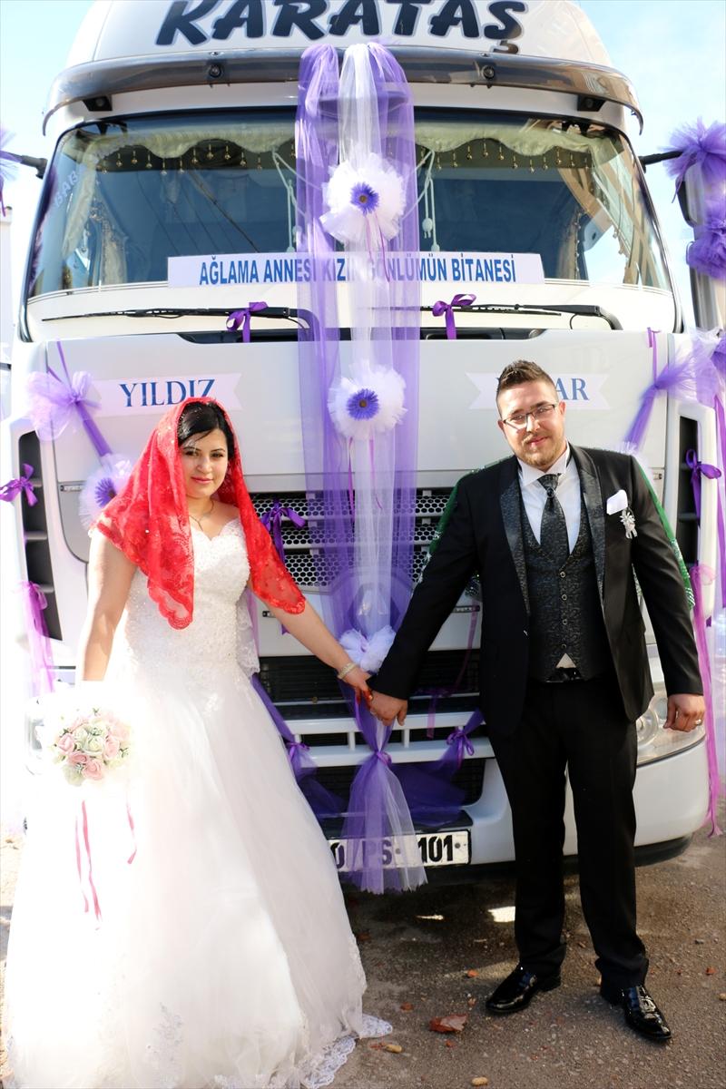 Damat gelini almaya TIR'la gitti