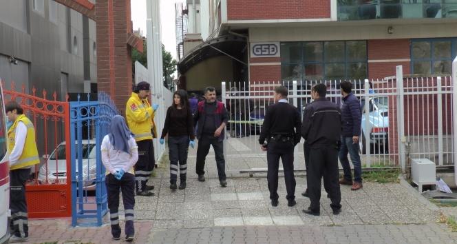 Maltepe'de patlama: 1'i ağır 3 yaralı