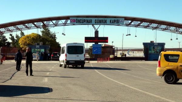 Öncüpınar Sınır Kapısı yeniden açıldı