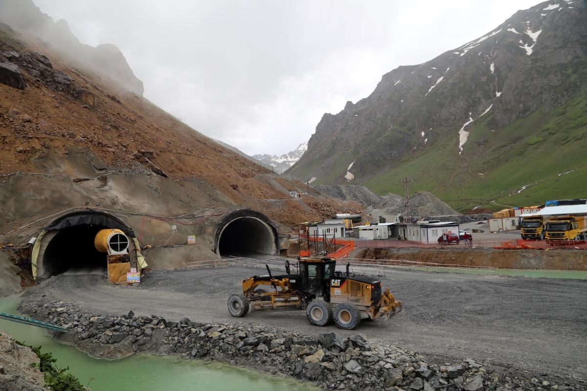 Türkiye'de 2023 yılına kadar 470 tünel hizmete girecek