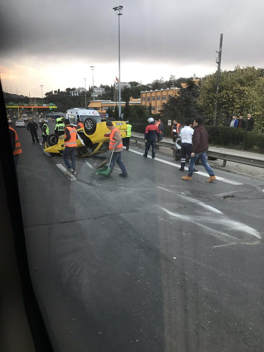 15 Temmuz Şehitler Köprüsü'nde taksi takla attı