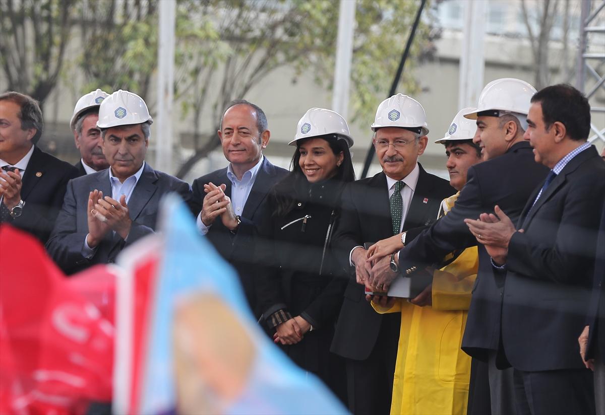 Kemal Kılıçdaroğlu 2 açılışa birden katıldı