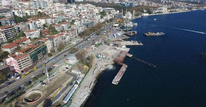İstanbul Kabataş sahilinde iskeleler ortaya çıkıyor