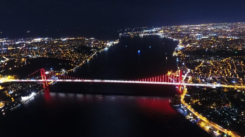 İstanbul'un 3 köprüsü aynı karede