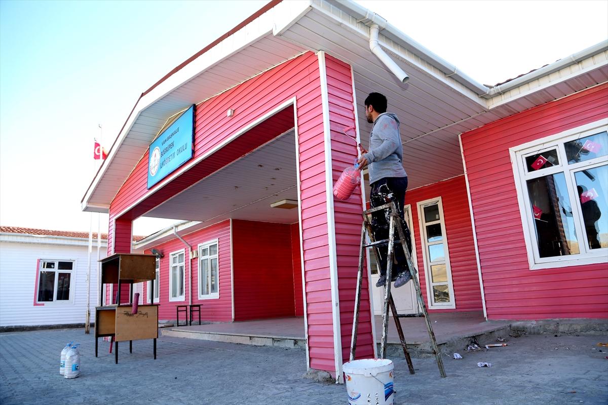 Öğretmenler, öğrencileri için inşaat ustası oldular