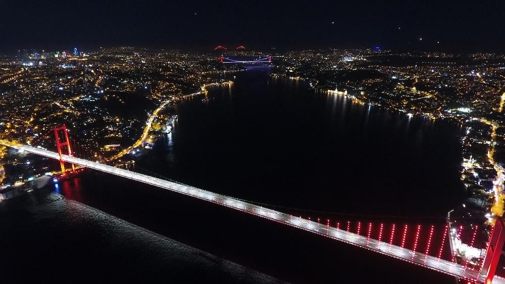 İstanbul'un 3 köprüsü aynı karede