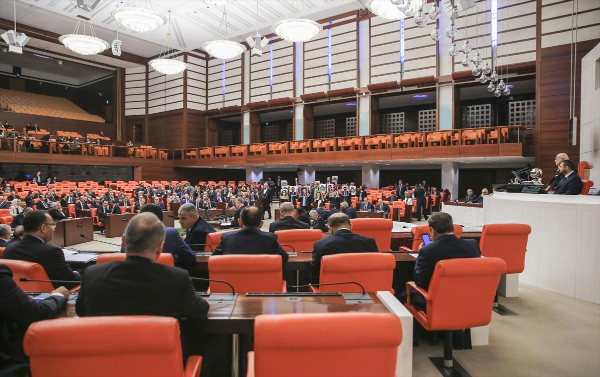 HDP'lilerin Meclis protestosu