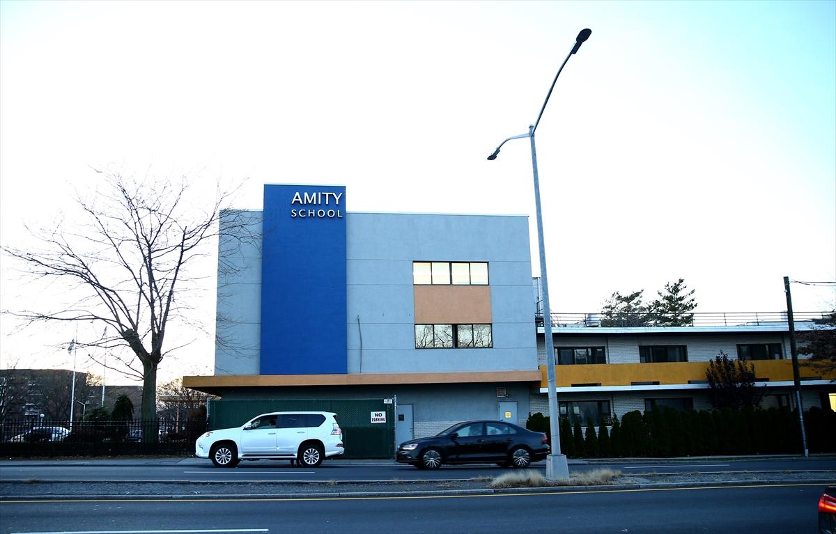 FETÖ'nün New York'taki okulu satışa çıkarıldı