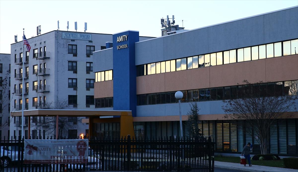 FETÖ'nün New York'taki okulu satışa çıkarıldı