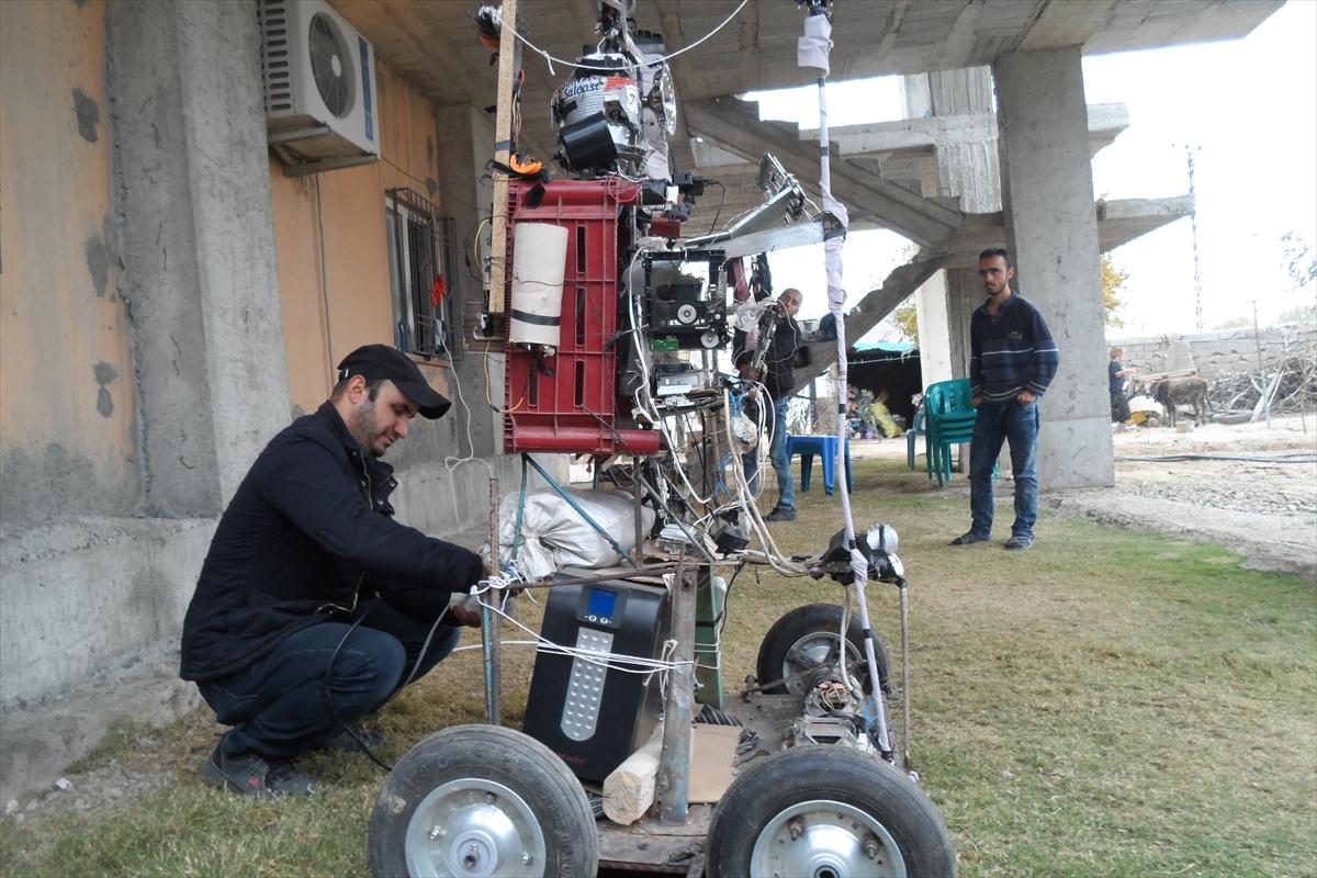 Silopili genç robot icat etti