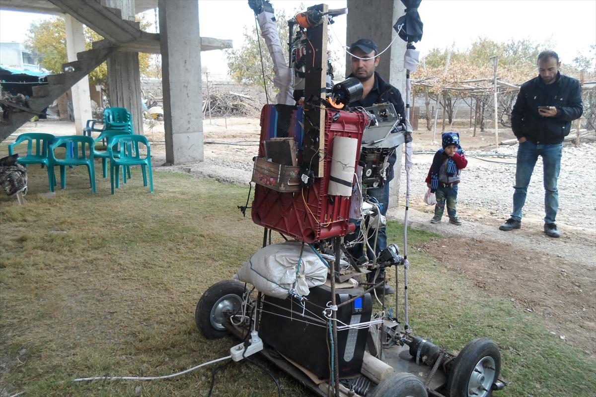 Silopili genç robot icat etti