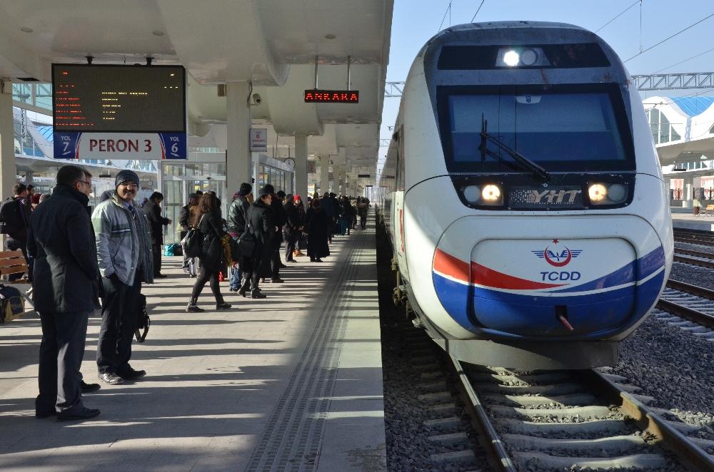 YHT'de onlarca eşya unutuldu