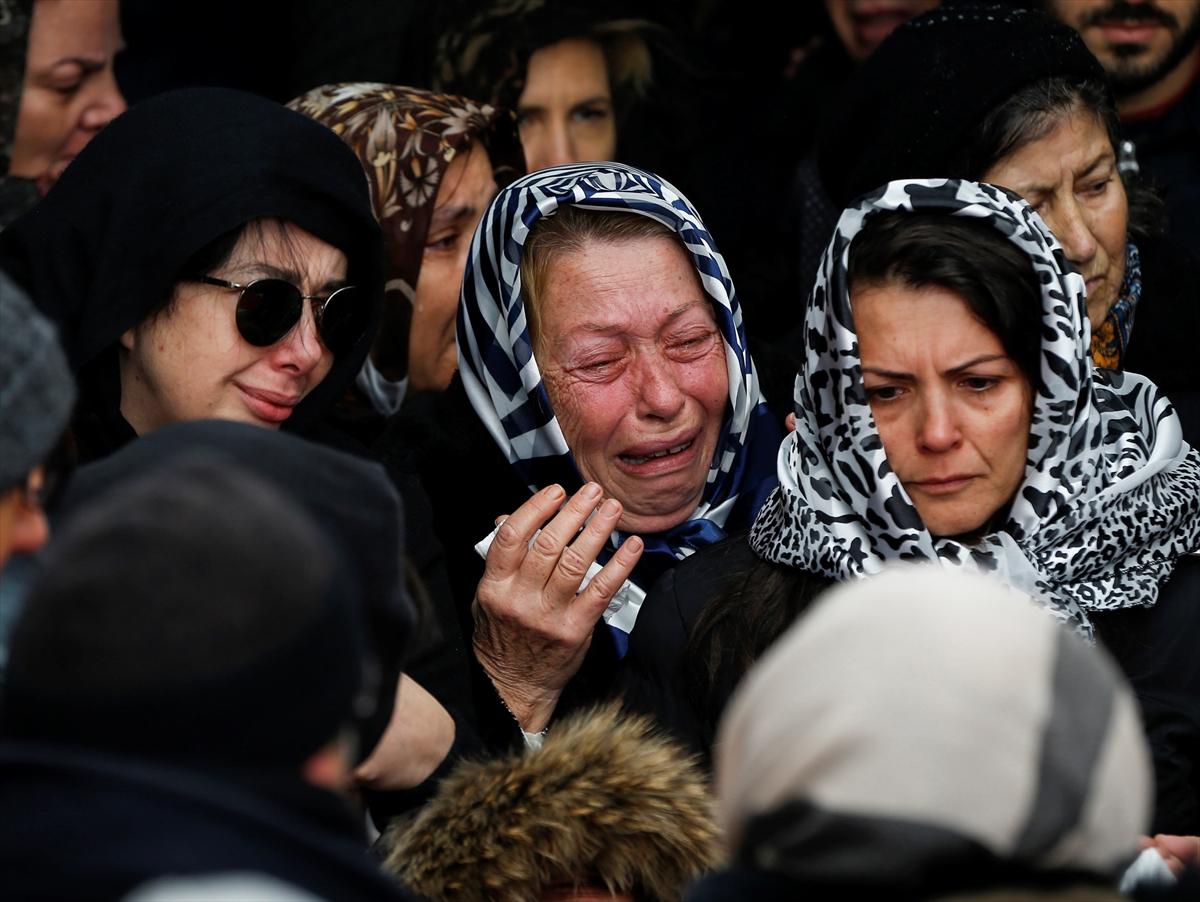 Selin Çelik son yolculuğuna uğurladı