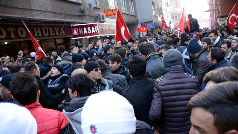 Kayseri'de CHP'li başkana saldırı
