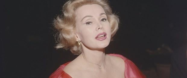 Zsa Zsa Gabor 99 yaşında hayatını kaybetti