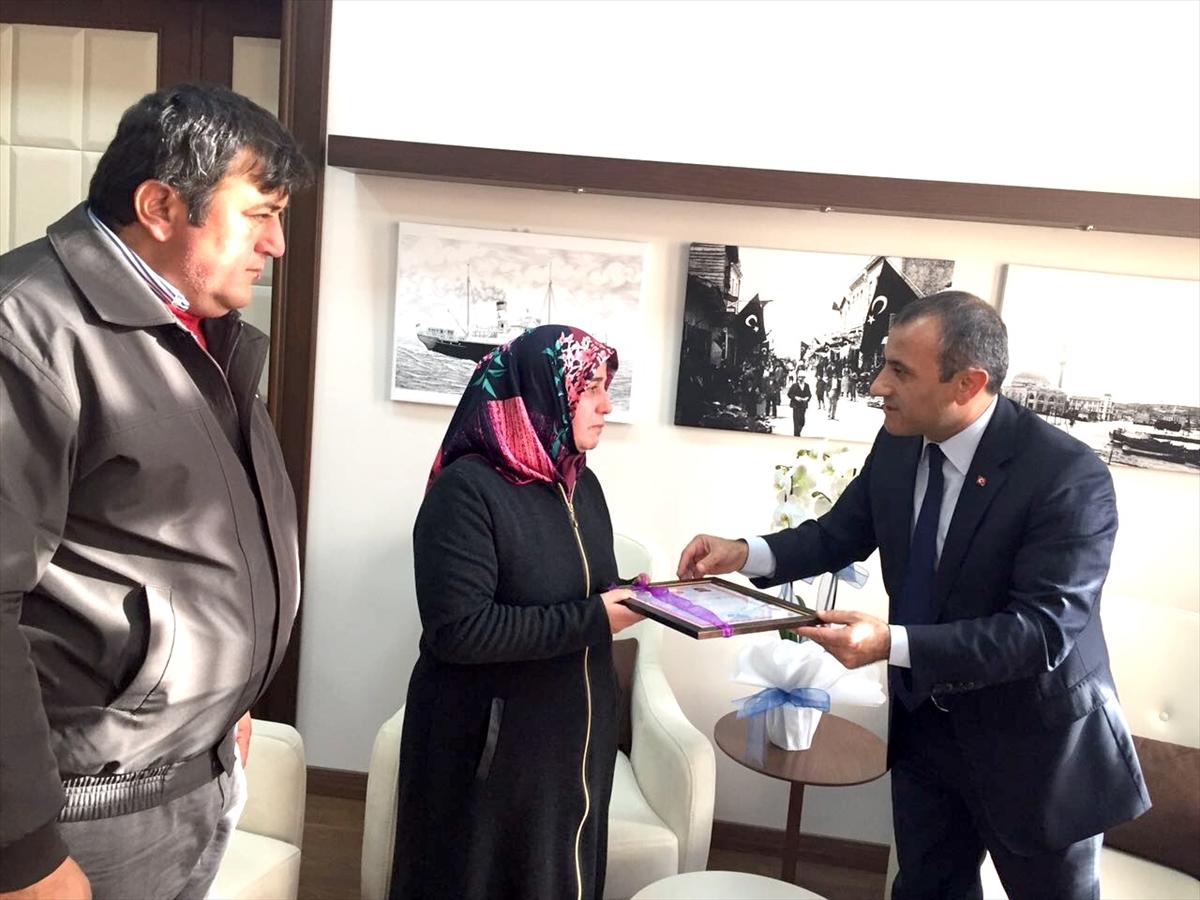 Şehit Erkan Özdemir'in ailesine ev alındı