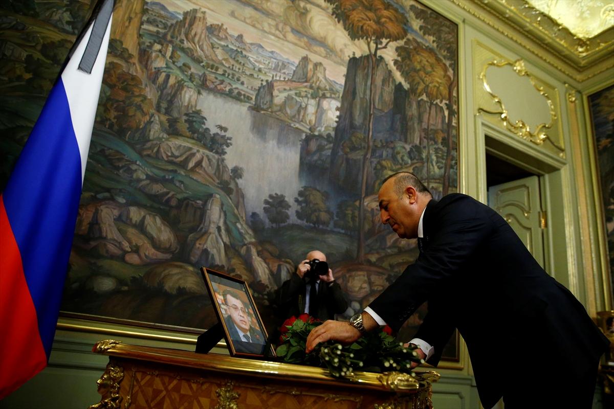 Lavrov-Çavuşoğlu görüşmesi