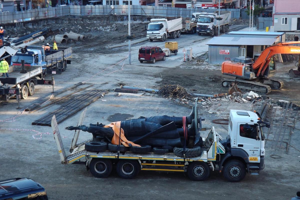 Rize'de Atatürk heykeli kaldırıldı