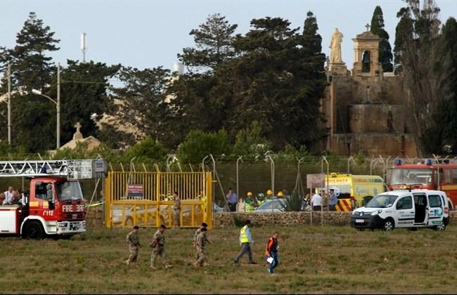 Libya'ya ait yolcu uçağı kaçırıldı