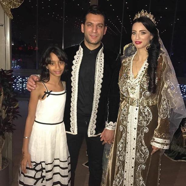 Imane Elbani'den Fas usulü kına gecesi