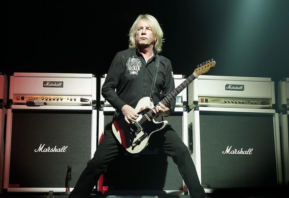 Rick Parfitt hayatını kaybetti