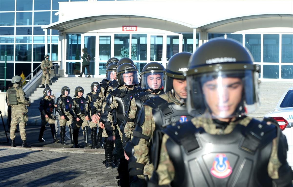Silivri'de ilk darbe duruşması başladı